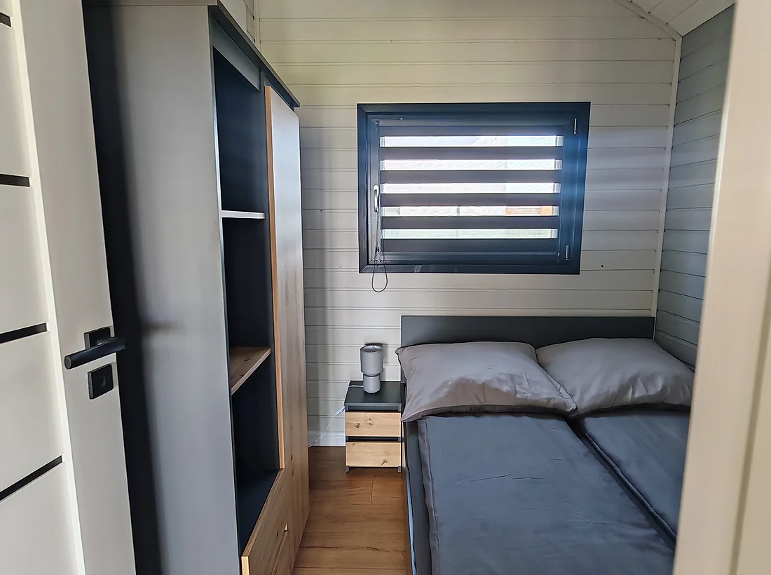 Schlafzimmer mit Doppelbett in RELAXO Rewal